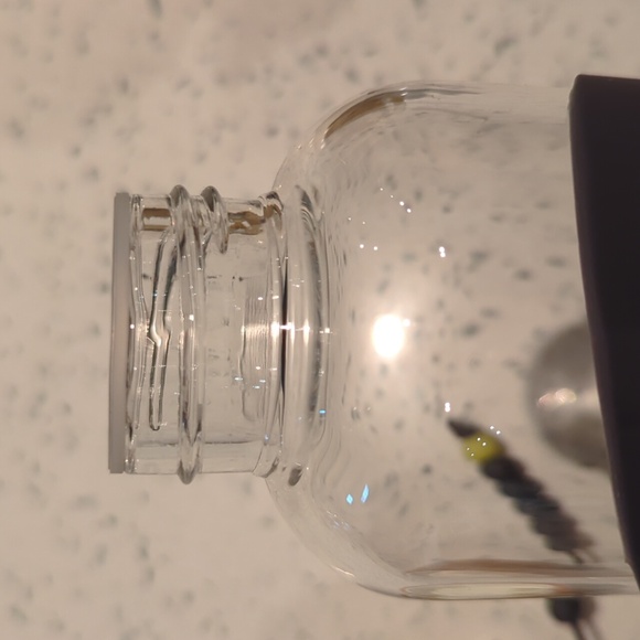 Gray Glass Water Bottle with Wooden Lid (32oz) - Picture 7 of 8